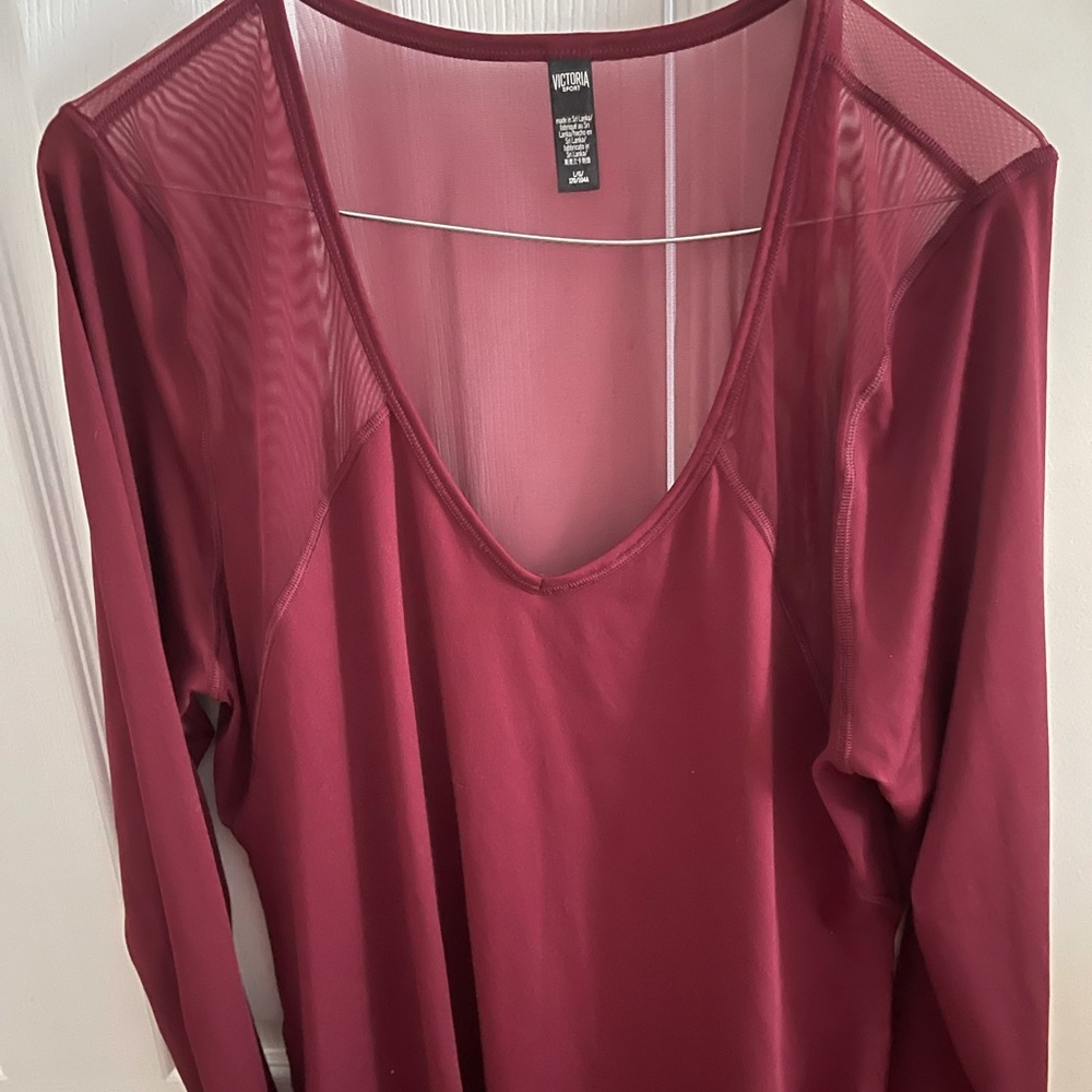Victoria Secret Sport Long-Sleeved Top